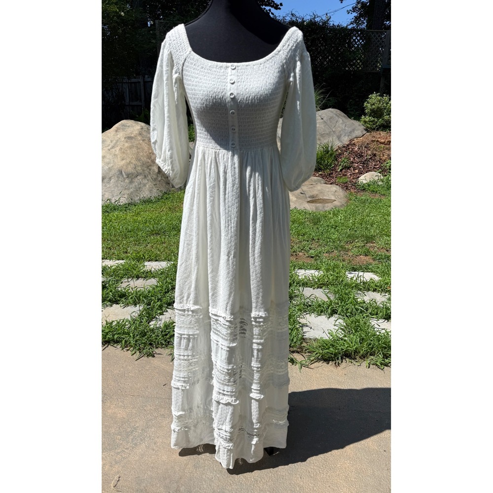 Coco + Jaimeson White Smocked Lace Maxi Dress Womens Medium Boho